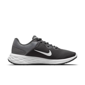 Nike Revolution 6