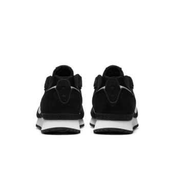Nike Venture Runner