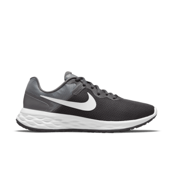 Nike Revolution 6