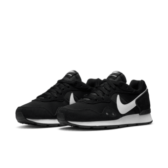 Nike Venture Runner