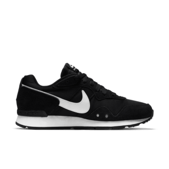 Nike Venture Runner