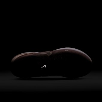 Wmns Nike Legend React 2